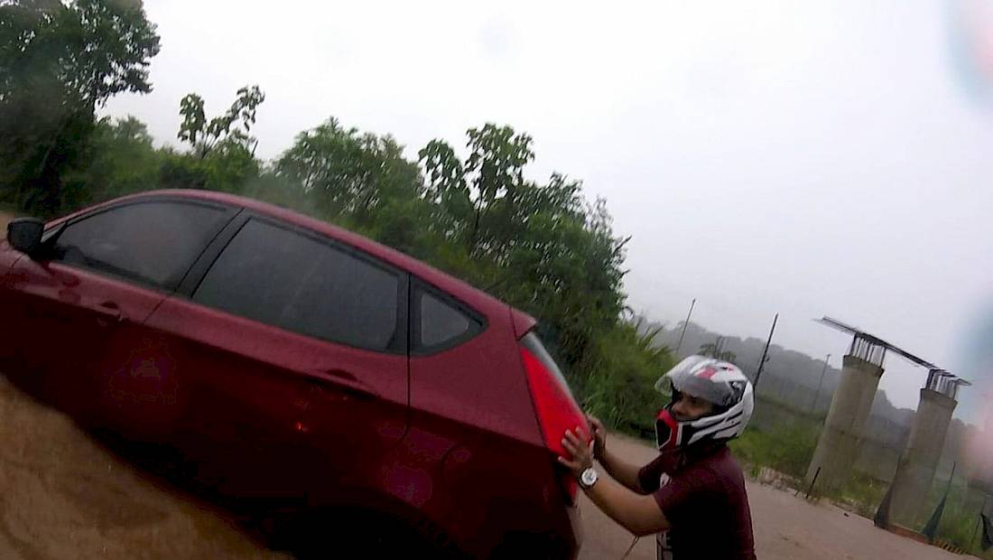 Miles de conductores afectados por anegación de la vía Interamericana