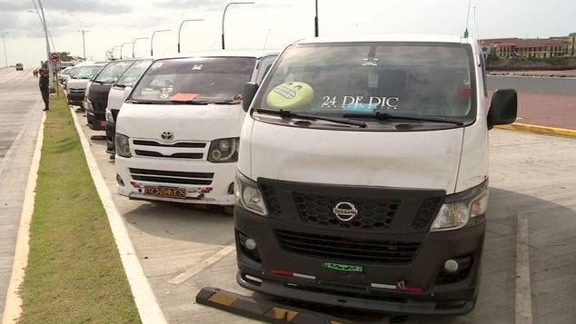 Conductor de pirata se fuga de la DNOT y se entrega posteriormente