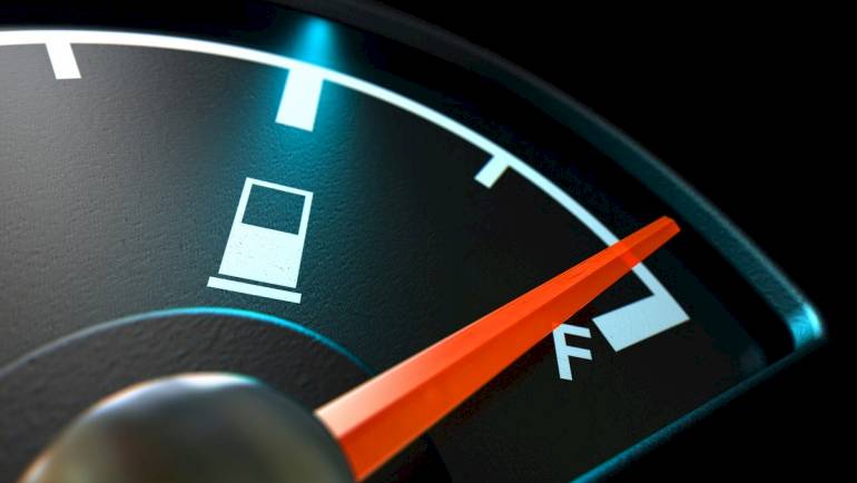 Leve baja en el precio de venta del combustible