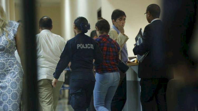Modifican medida cautelar a la conductora que atropelló a estudiante de la UTP