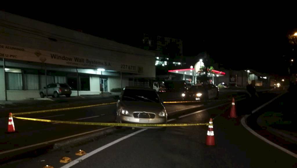 Persecución termina en accidente, tras un asalto