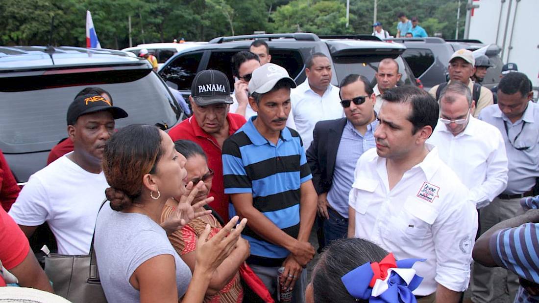 Mercado de Abastos es cerrado por varias horas tras oponerse a traslado