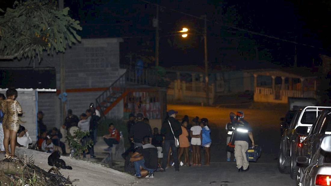 Una mujer y un hombre muertos en hechos que se investigan