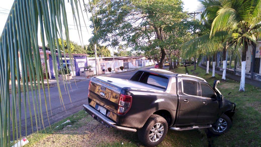 Gran cantidad de supuesta sustancia ilícita es decomisada tras persecución en Colón