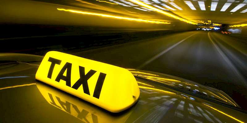 Taxis autorizados podrán recoger pasajeros en el aeropuerto de Tocumen