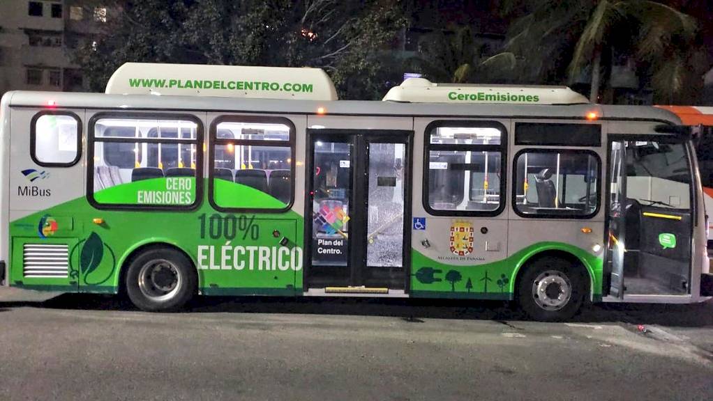 Vandalismo y cierres en distintas vías