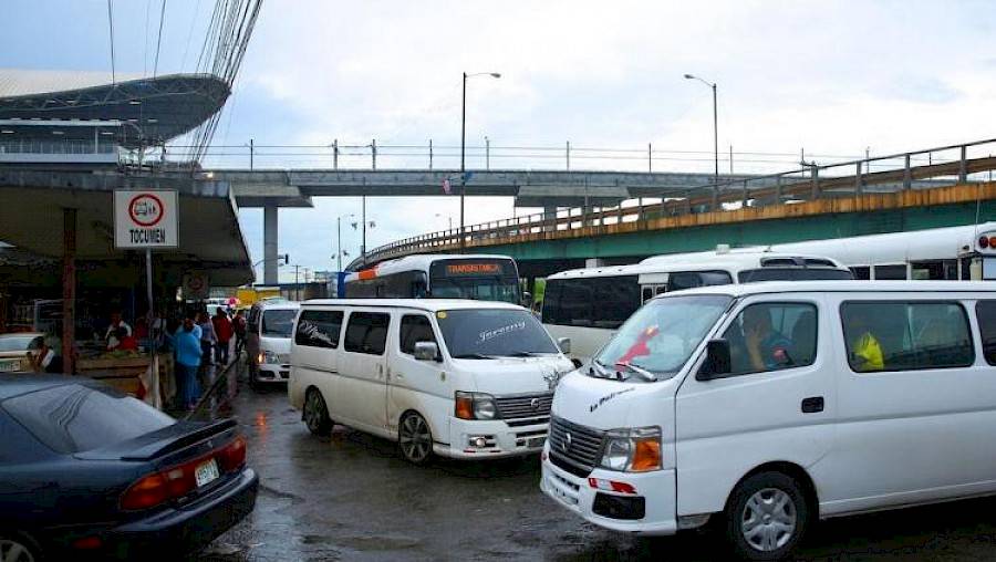 Conductores de piratas molestos al no ser tomados en cuenta como alimentadores