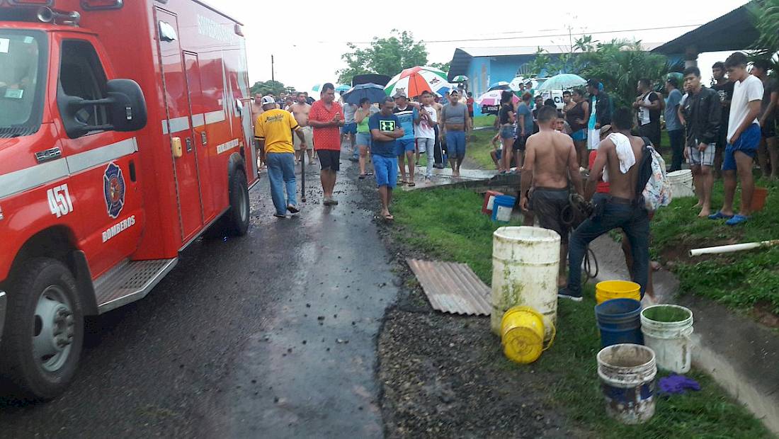 Menor fallece tras caer en una alcantarilla