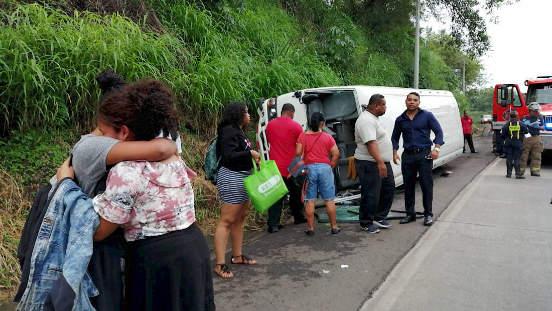 Siete heridos por accidente de una “chivita” en Arraiján