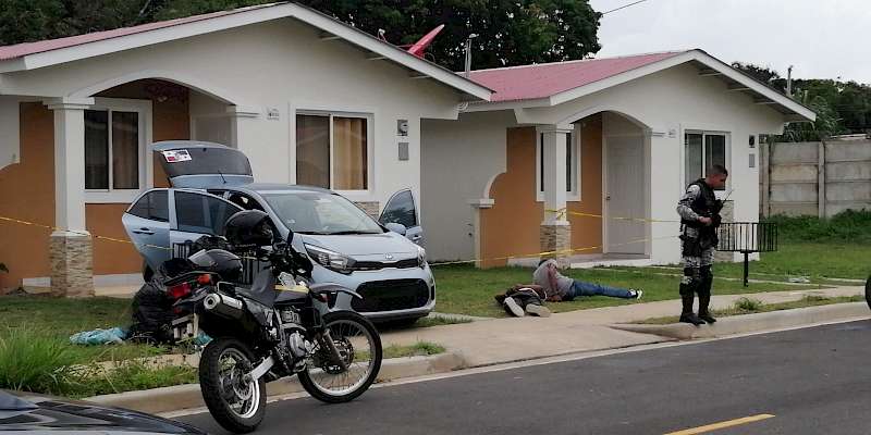 Detiene a maleantes en pleno hurto en La Chorrera