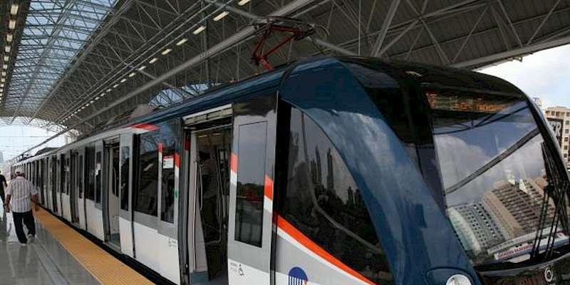 Las historias detrás del rescate de un anciano en el Metro