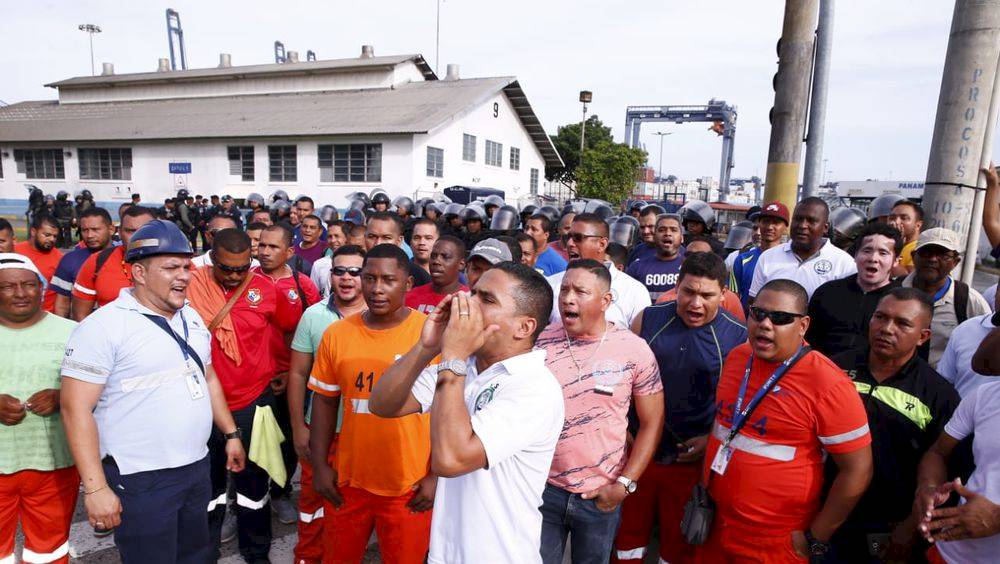 Grandes pérdidas por paro de trabajadores del puerto de Balboa