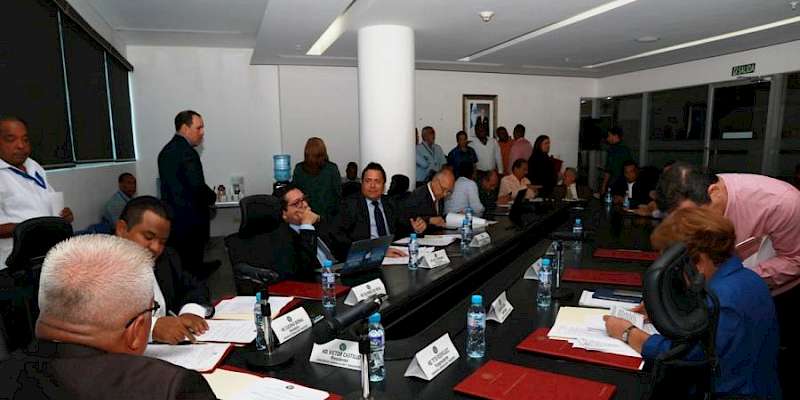 Prohíjan iniciativa de transporte de carga peligrosa