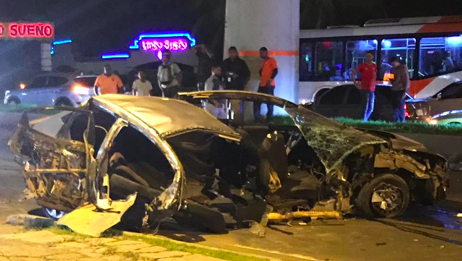 Dos víctimas fatales por accidente en la avenida Domingo Díaz