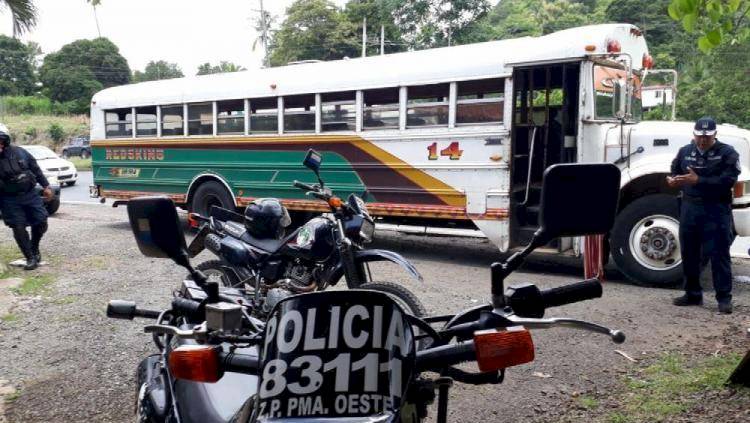 Asaltan a los pasajeros de un bus de Capira