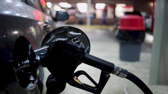 Gasolina de 91 y el diésel a la baja