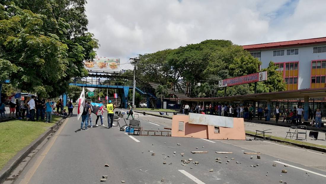 Protestas se toman las vías de la ciudad capital