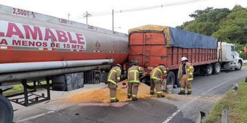 Ramal del Corredor Norte fue cerrado por accidente entre dos articulados