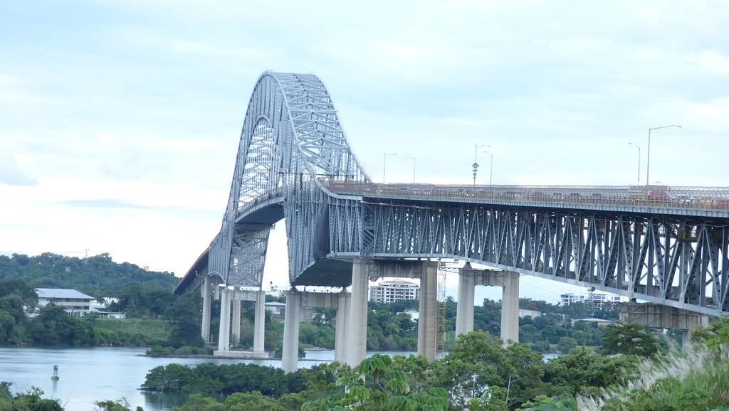 Cierre de la vía Panamericana entre el Mirador de Las Américas y Howard