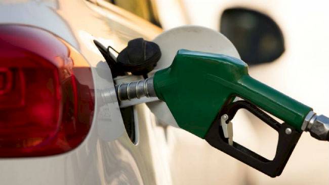 Precio de la gasolina a la baja desde este viernes 17 de enero