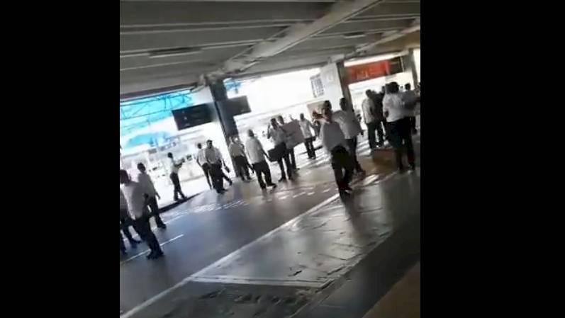 Conductores de SET protestan contra servicio de plataformas digitales