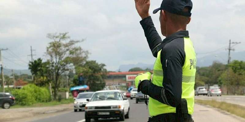 Un total de 83 mil 862 vehículos se desplazaron hacia el interior de la República hasta el sábado 23