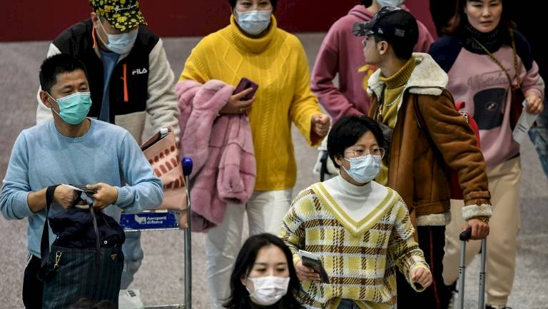 Coronavirus: Cómo mantener limpio tu lugar de trabajo, y mantenerte sano, durante el brote