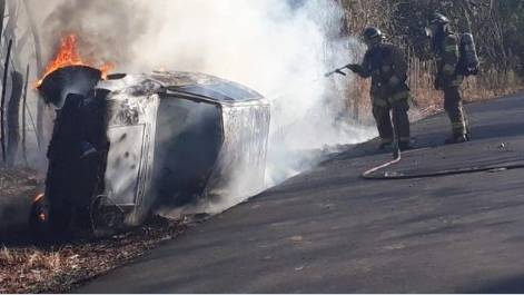 Un hombre murió calcinado en su auto en Herrera