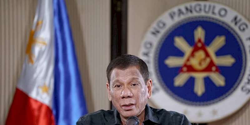 Presidente de Filipinas ordena matar a los que violen cuarentena