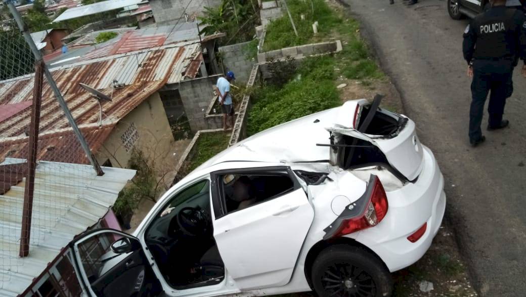 SPI investiga a una unidad supuestamente involucrada en accidente de tránsito