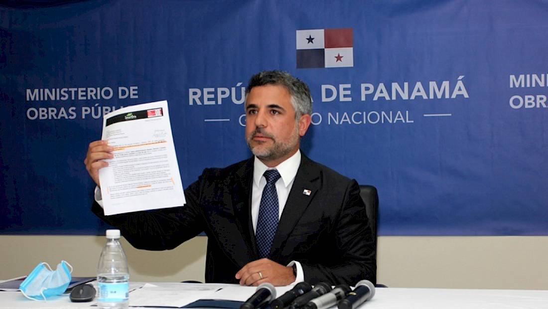 Ministro del MOP presenta informe al Procurador de la Nación por Hospital Integrado