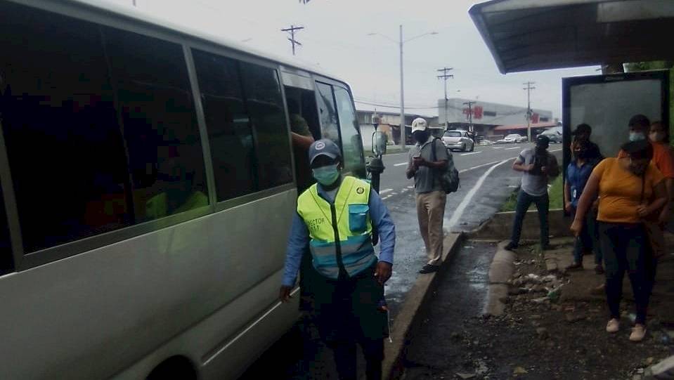 ATTT reitera a los transportistas las normas establecidas para el traslado de pasajeros ante la pandemia