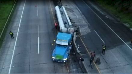 Triple colisión en la autopista Panamá - Colón deja un lesinado