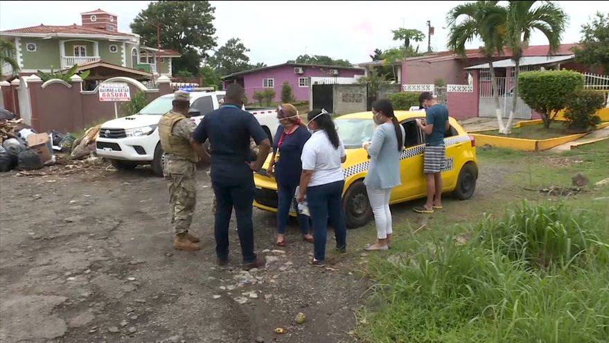 Conductor de taxi que dio positivo a COVID-19 fue sorprendido llevando pasajeros, podría enfrentar la justicia