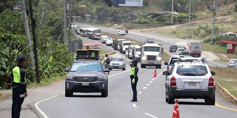 Fuerza Pública mantendrá vigilancia en Cercos Sanitarios y Puestos de Control, asegura Ministro Pino.