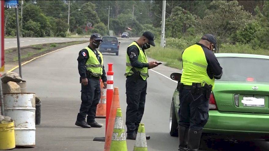 Se suspende de manera provisional para la aplicación de la sanción por desacato