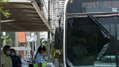 Minsa revisa normas de bioseguridad del transporte ante siguiente reapertura de actividades