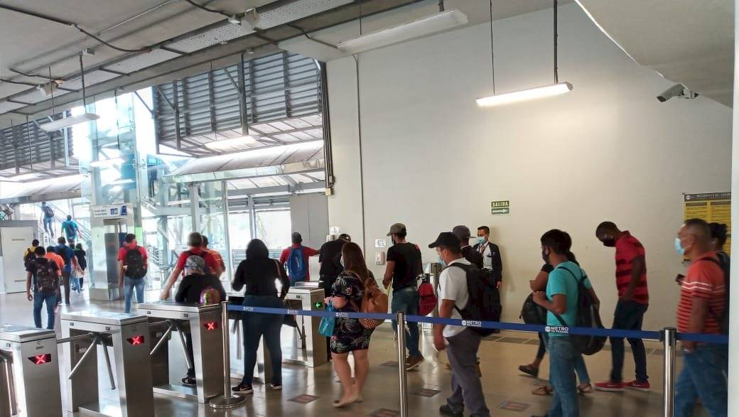 Viaje seguro en el Metro, el autocuidado es tarea de todos