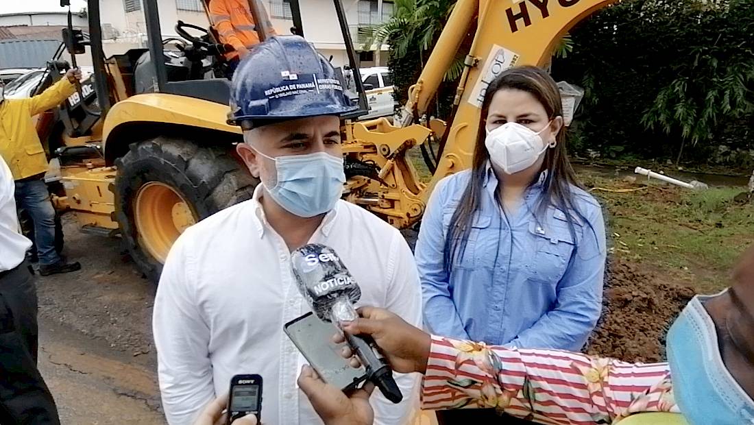 Ministro Sabonge anuncia la reactivación de 101 proyectos viales en gira de inspección de obras en Las Mañanitas y San Francisco