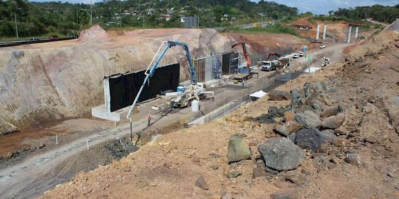 Trabajos de voladura en Loma Cová este 23 de octubre