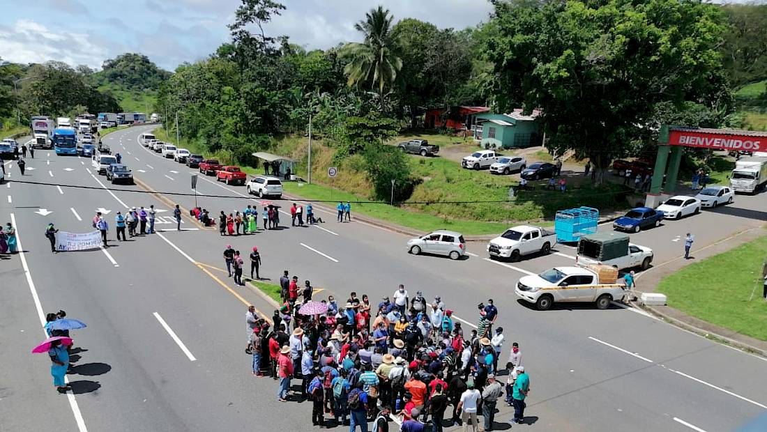 Ministro Sabonge atendió a manifestantes en Tolé
