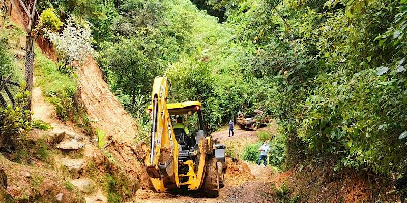 Fuerza de Tarea Conjunta busca salvaguardar la vida de afectados por inundaciones y derrumbes, así como reabrir caminos