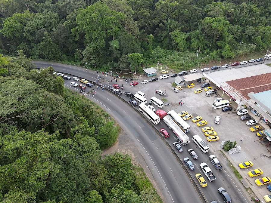 CCIAP rechaza cierre vías del país parte de taxistas