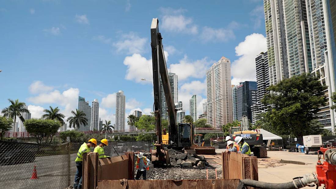 Se extienden trabajos del Programa de Saneamiento de la Bahía en la Cinta Costera