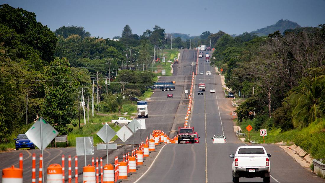 Trabajos en la vía Panamericana en Cocolí el 30 de noviembre