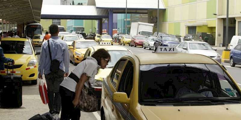 ATTT dicta medidas para la circulación del transporte público selectivo, a partir del viernes 15 de enero de 2021