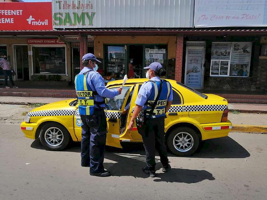 ATTT anuncia que se suspende la aplicación de la sanción por desacato y otra prórroga en las licencias de conducir