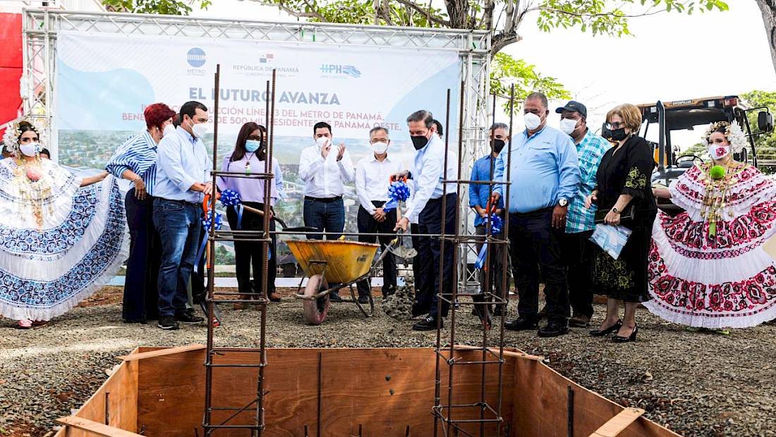 Dan la primera palada para la obra de la Línea 3 del Metro