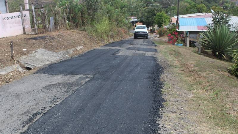 Comunidades del corregimiento de Guadalupe en La Chorrera se benefician con trabajos de mantenimiento vial