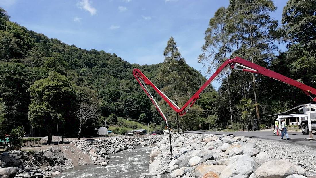 MOP avanza en rehabilitación de puntos críticos en Bambito, distrito de Tierras Altas